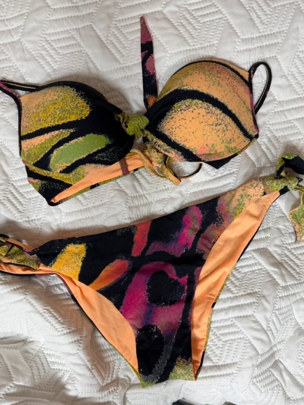 100006 Bikini Miss Bikini Estampado Tropical – Talla M – Excelente Estado nuevo